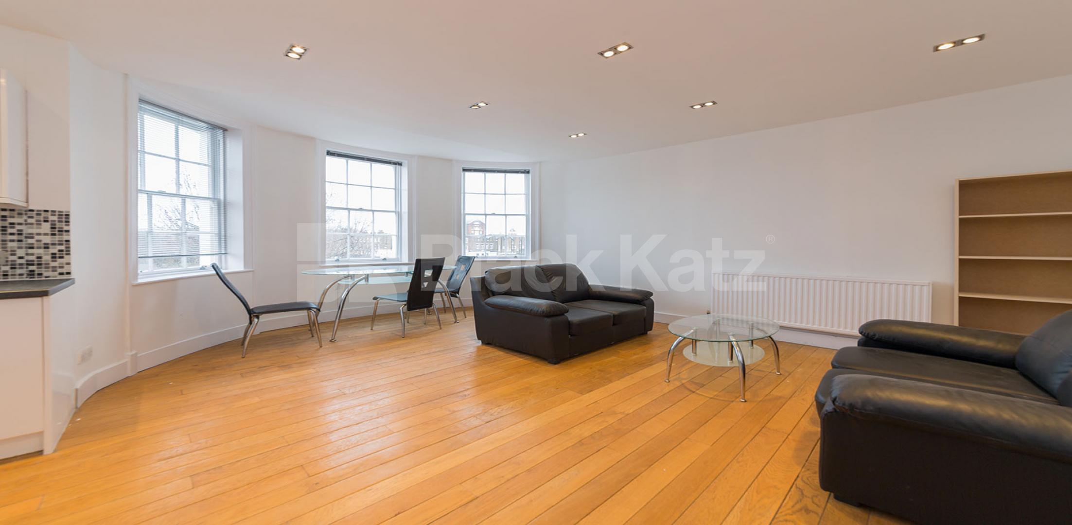 			2 Bedroom, 1 bath, 1 reception Flat			 Chapel Market, N1, ANGEL-ISLINGTON